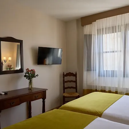Hotel Maria De Molina