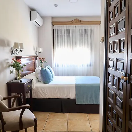 Maria De Molina Hotel 3*